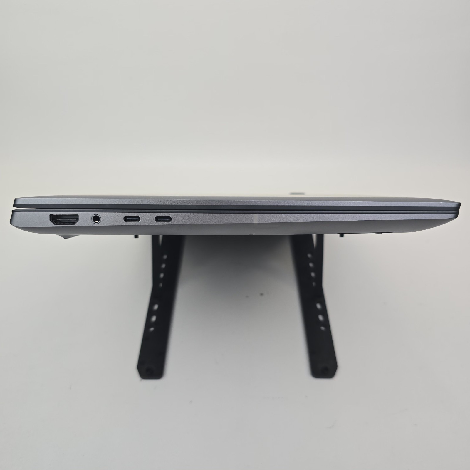 Dell Precision 5690 WQUXGA Touch Ultra 7 165H 32GB 1TB RTX 1000 Ada 6GB NO OS/AC