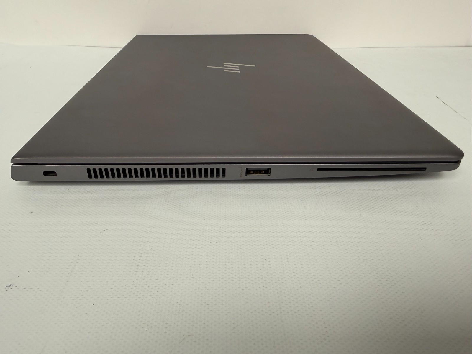 HP ZBOOK 14U G5 LAPTOP I5-8250U 1.60GHZ CPU 8GB RAM 512GB HD *NO AC BAD BATTERY