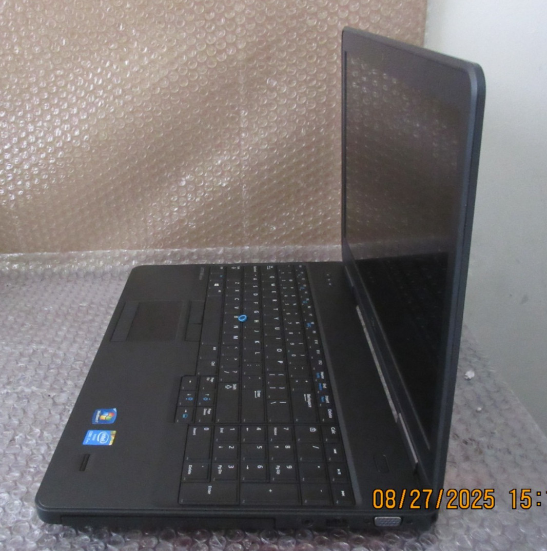 Dell Latitude E5540 INTEL Core i3-4TH @ 1.90GHz 4GB 128GB SSD Win11P READ DESC.