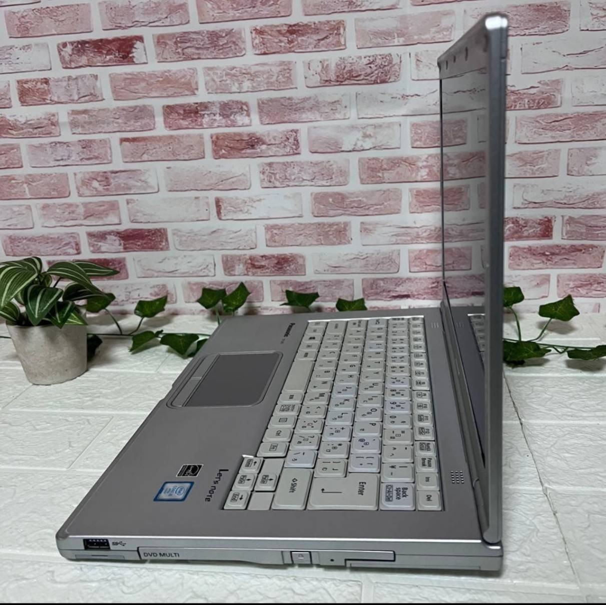 Panasonic Notebook CF-LX5 Core i5-6300U 2.4GHZ 8GB SSD 256GB Win 11 Used