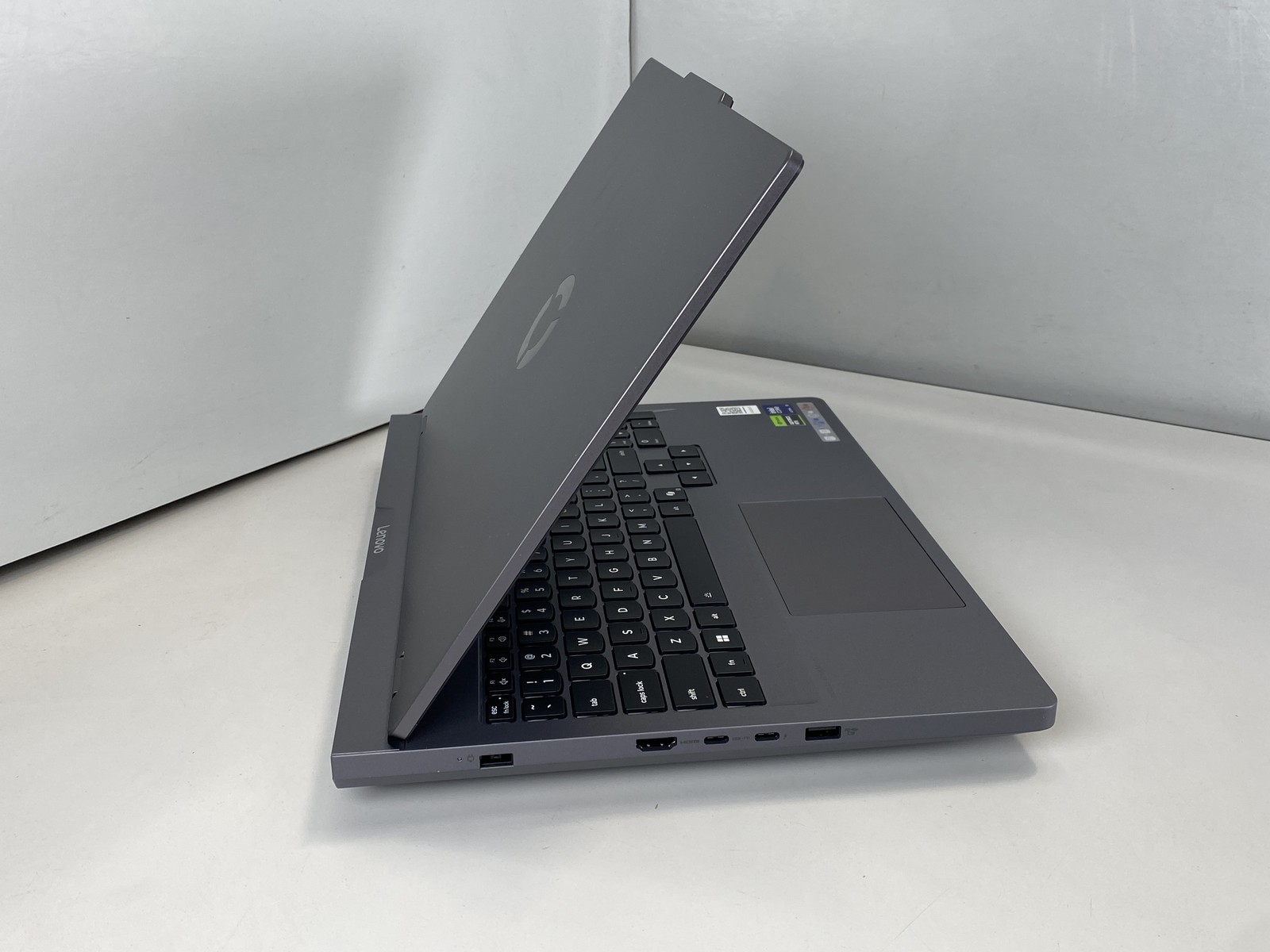 Lenovo Legion 5i 16′ 240Hz WQXGA Intel Ultra 9 275HX 32GB 1TB SSD RTX 5060 W11H
