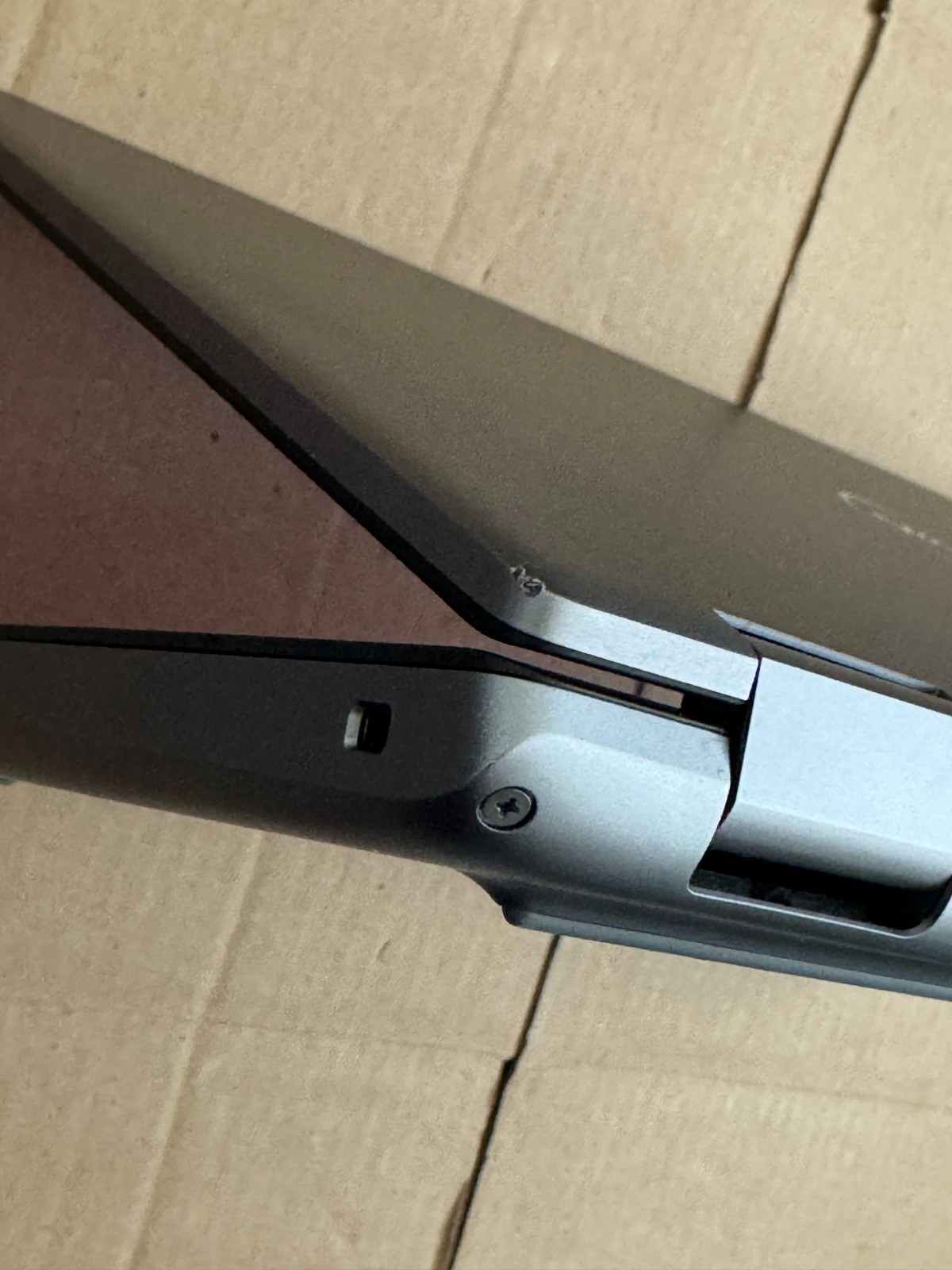 Dell Precision 7770 17.3″ FHD i7-12850HX RTX A1000 4GB 32GB RAM 1TB SSD Wi-Fi 6E