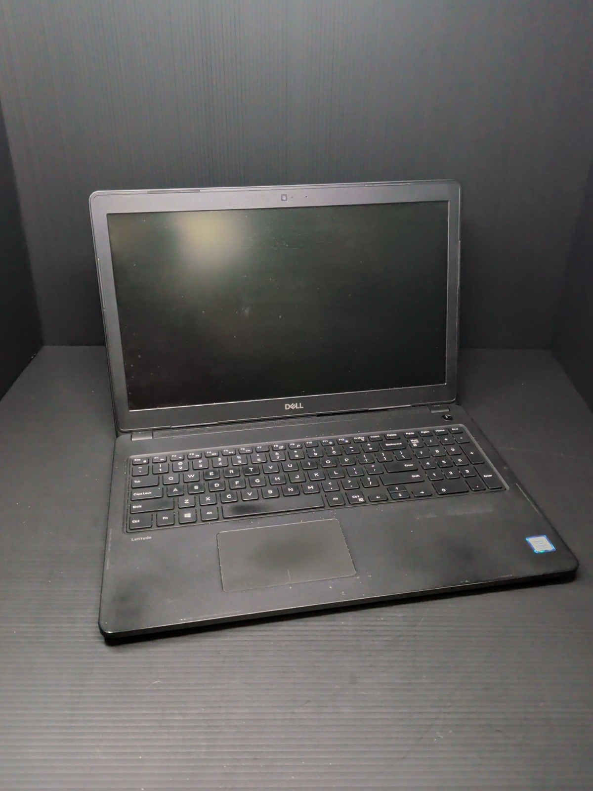 Dell Latitude 3580 i3-7100 8GB 240GB SSD Win11 Powers On For Parts Repair