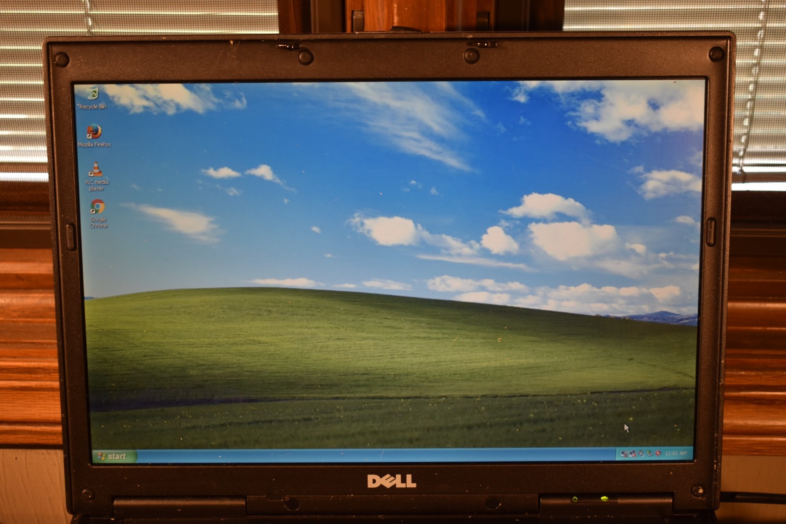 Dell Latitude D820 Core Duo T7600 3GB Windows XP Pro 32-bit 64GB SSD Serial Port