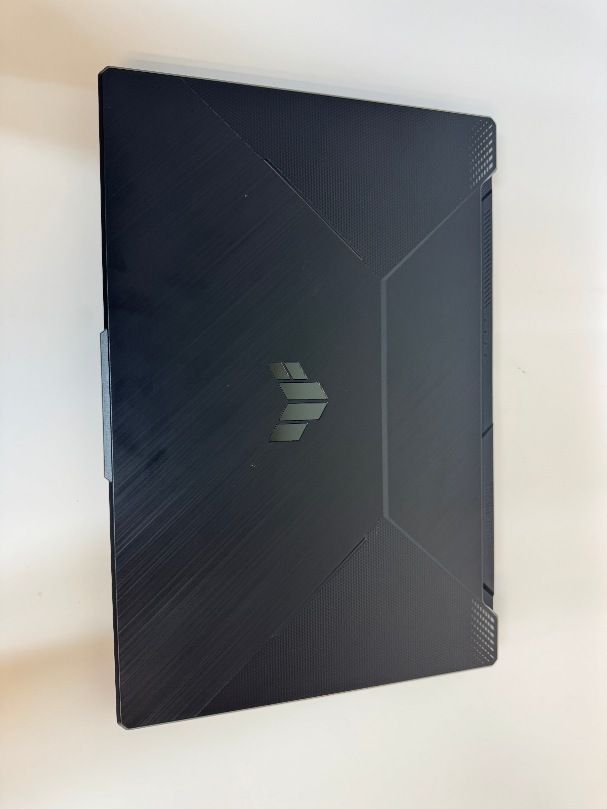 ASUS TUF Gaming A17 | Ryzen 7 7435HS | 16GB RAM | 1TB M.2| RTX 2050 4GB | Win 11