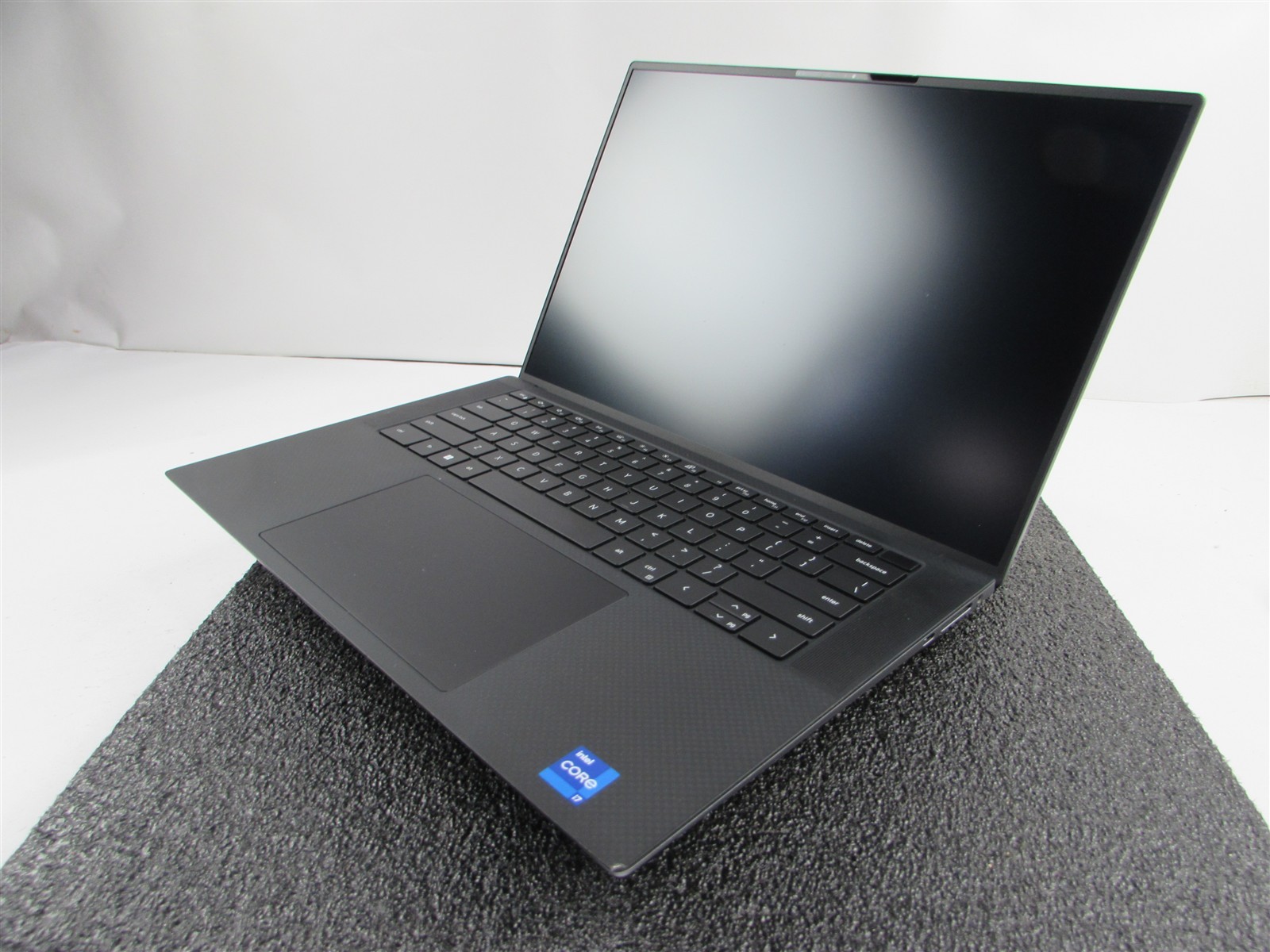 DELL PRECISION 5570 I7-12800H 1TB 32GB RAM NVIDIA RTX A1000 WIN 11 PRO NO BATT