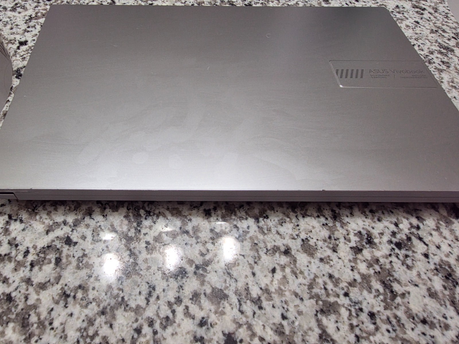 ASUS VivoBook S 15 Slim 15.6″ FHD AMD Ryzen 5 5600H 8GB 512GB SSD W11H Laptop BK