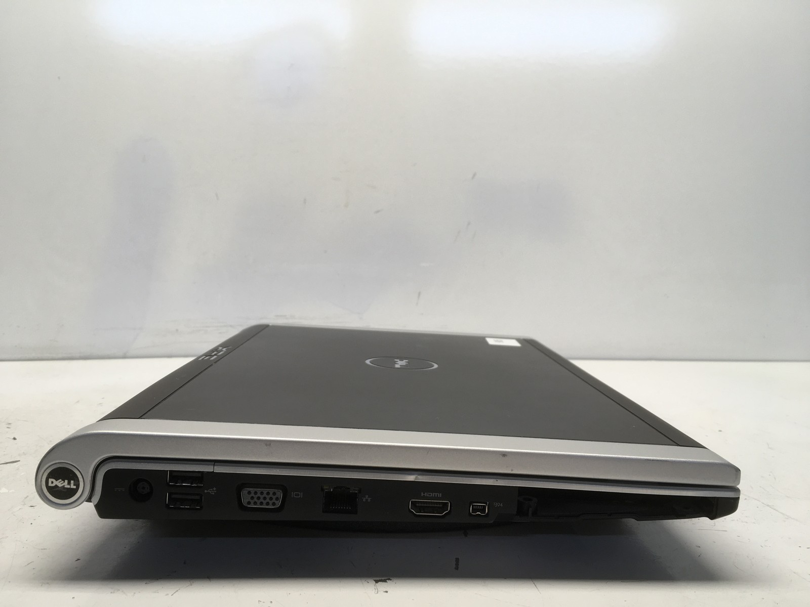 Dell XPS M1530 Intel Pentium Dual Core 2.4GHz 4 GB NO HDD No Batt