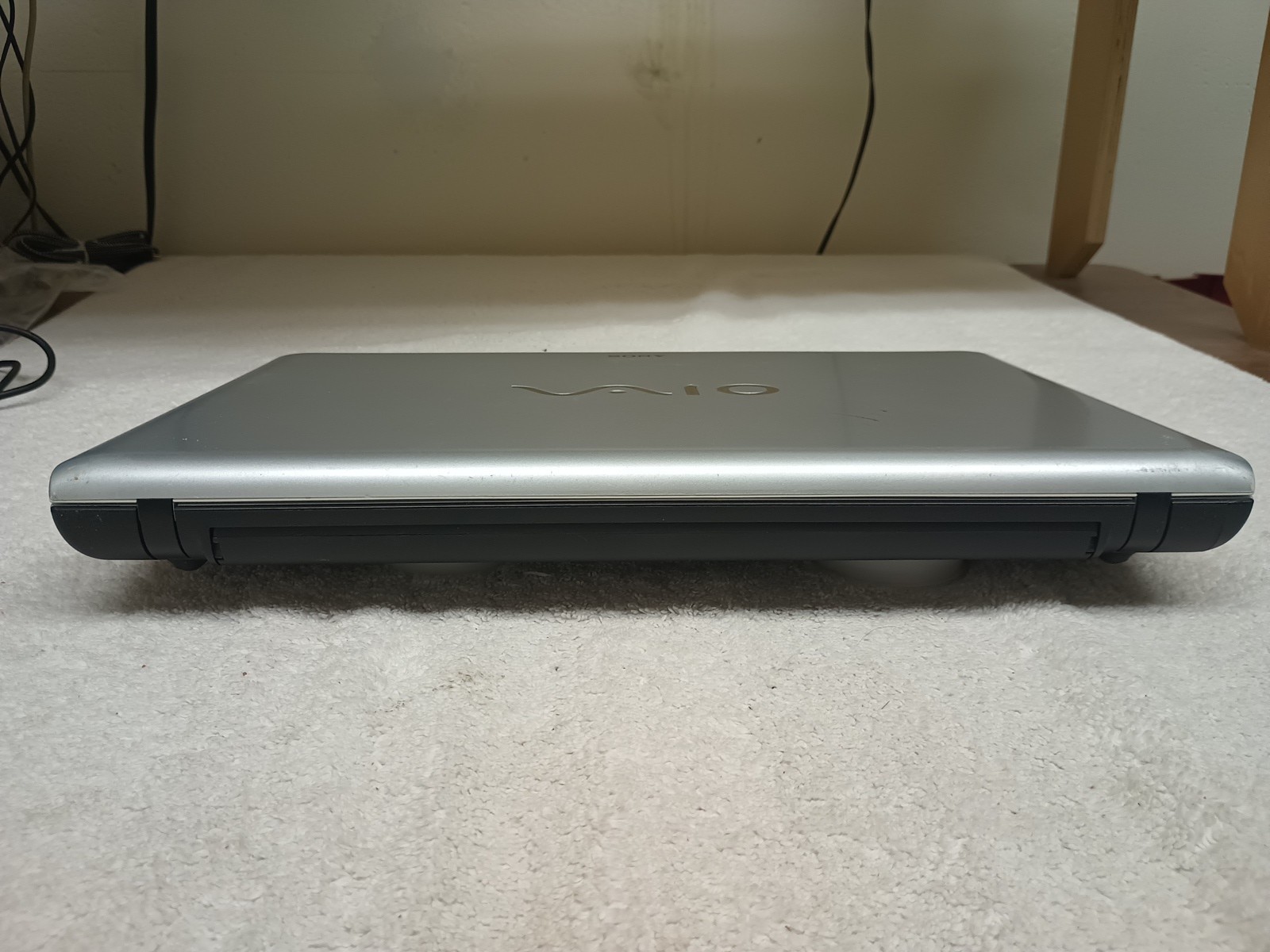 Sony Vaio VPCEB45FX Intel Core i3-380M 2.53GHz 4 GB 320Gb HDD Windows 7