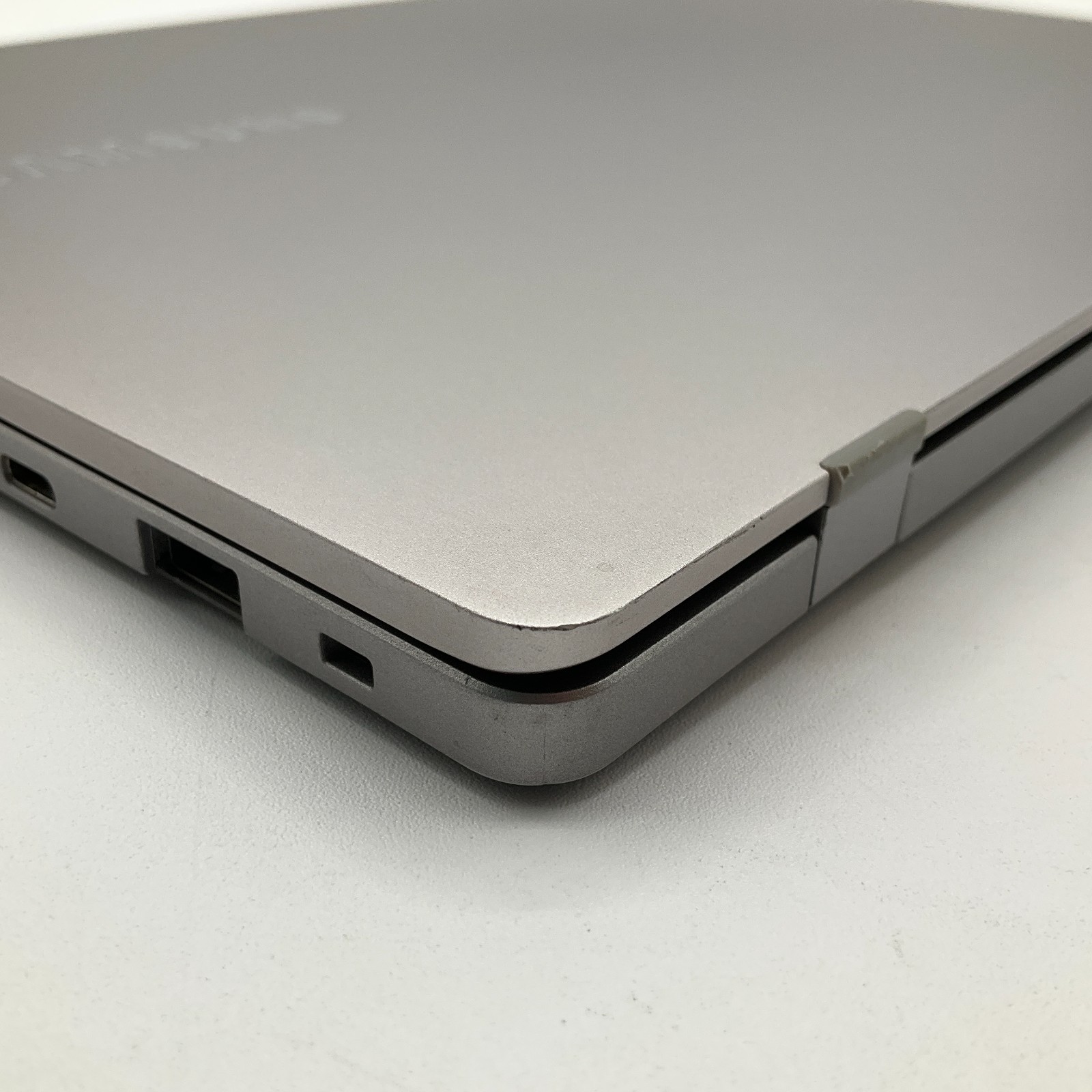 Samsung Chromebook XE350XBA 15.6″ Celeron N4000 4GB 32GB With Charger