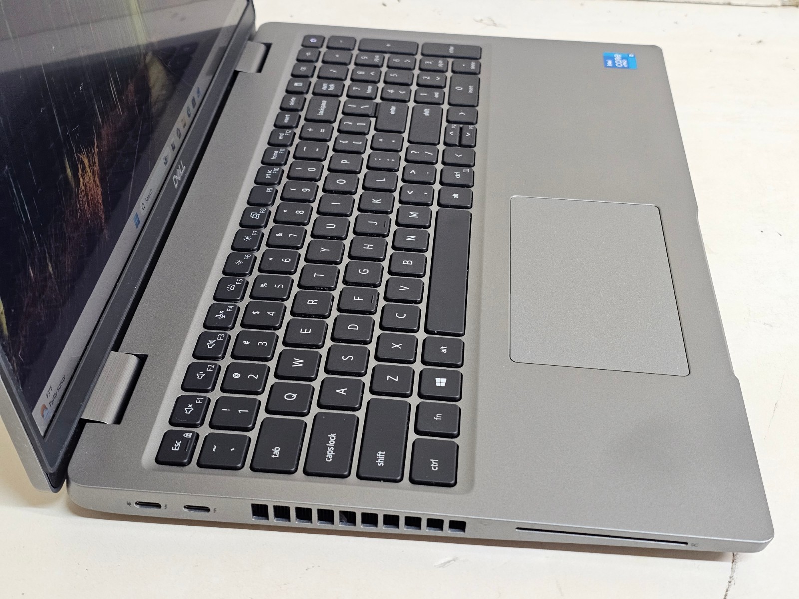 Dell Latitude 5520 Laptop – 2.6 GHz i5-1145G7 16GB 512GB 15.6″ Touchscreen SP30