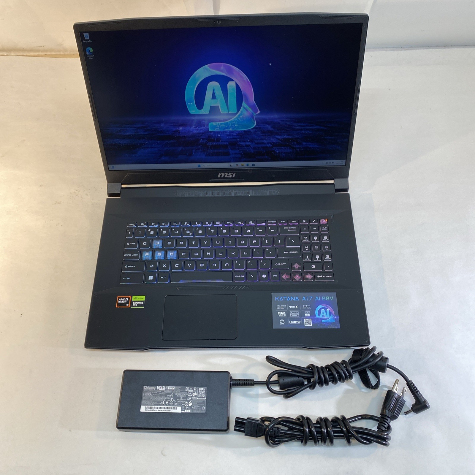 Msi Katana A17 AI Ryzen B8V