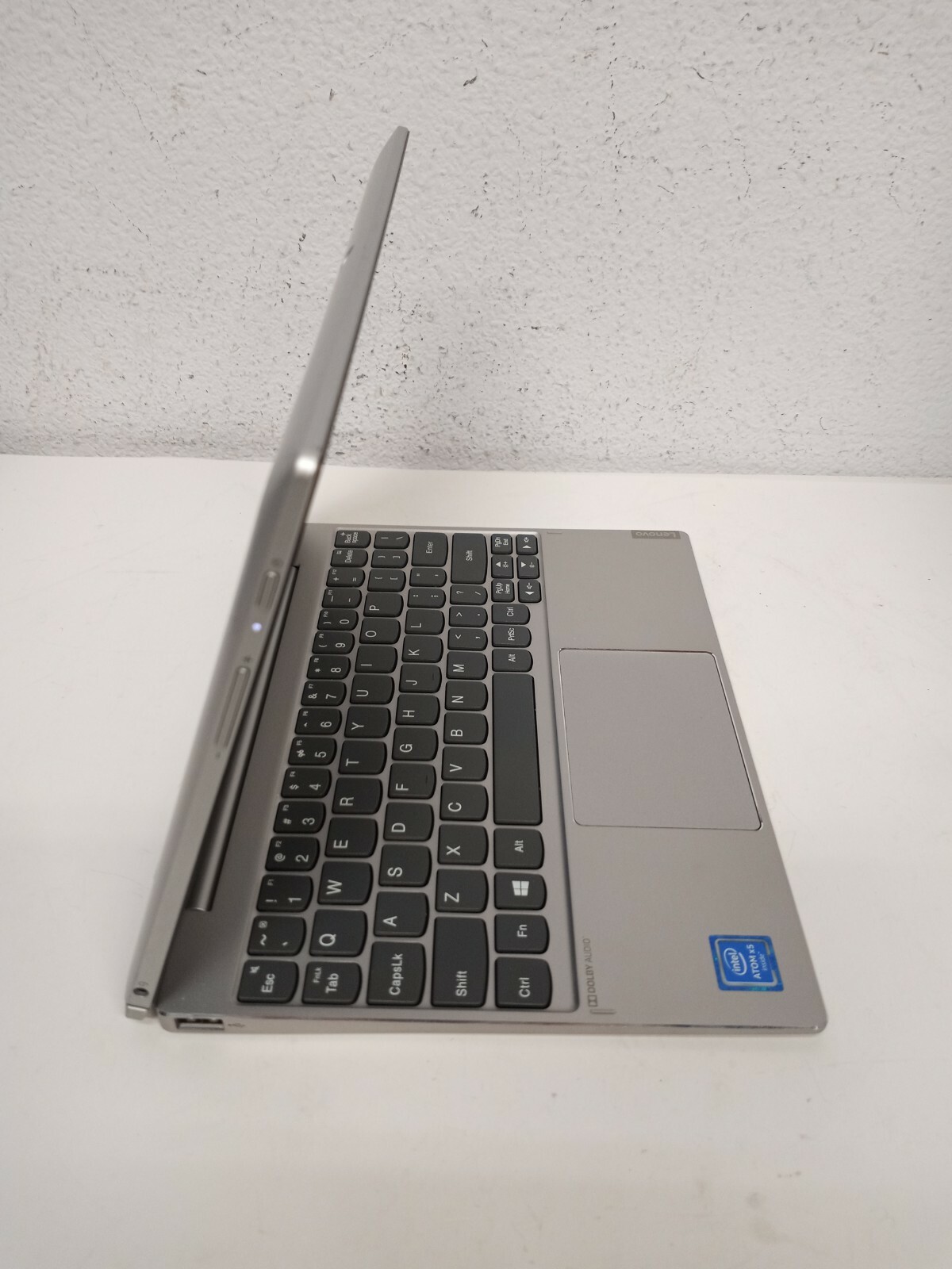 Lenovo Mix 320-10ICR 10.1″ TOUCH ATOM X5 Z8350 1.44GHz 2GB RAM 64GB SSD BT Win10