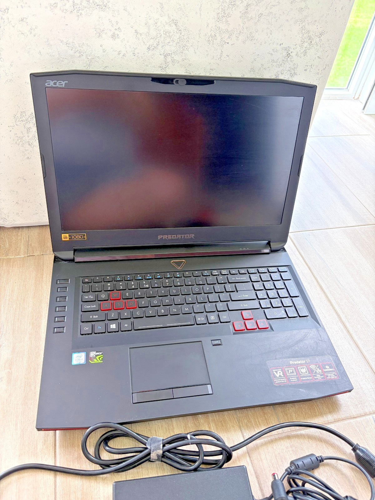 Acer Predator 17 17.3″ i7-6700HQ 16GB RAM 256GB SSD 1TB HDD GTX 1070 N15P4