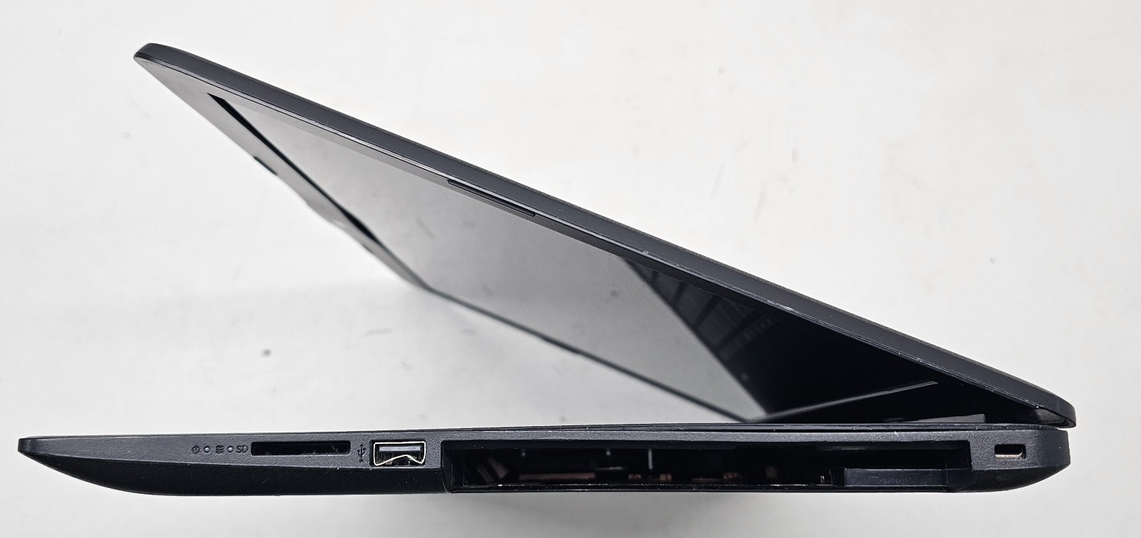 HP 17-by0021dx 17.3″ Laptop Intel Core i5-7200U 8GB RAM NO HD/OS (FL)