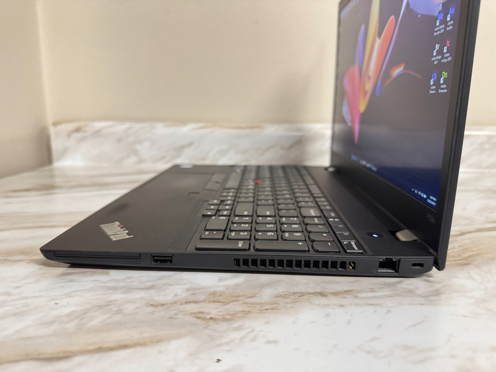 Lenovo ThinkPad P53S WS Touch Laptop 15.6 FHD Intel Core i7 512GB SSD QuadroP520