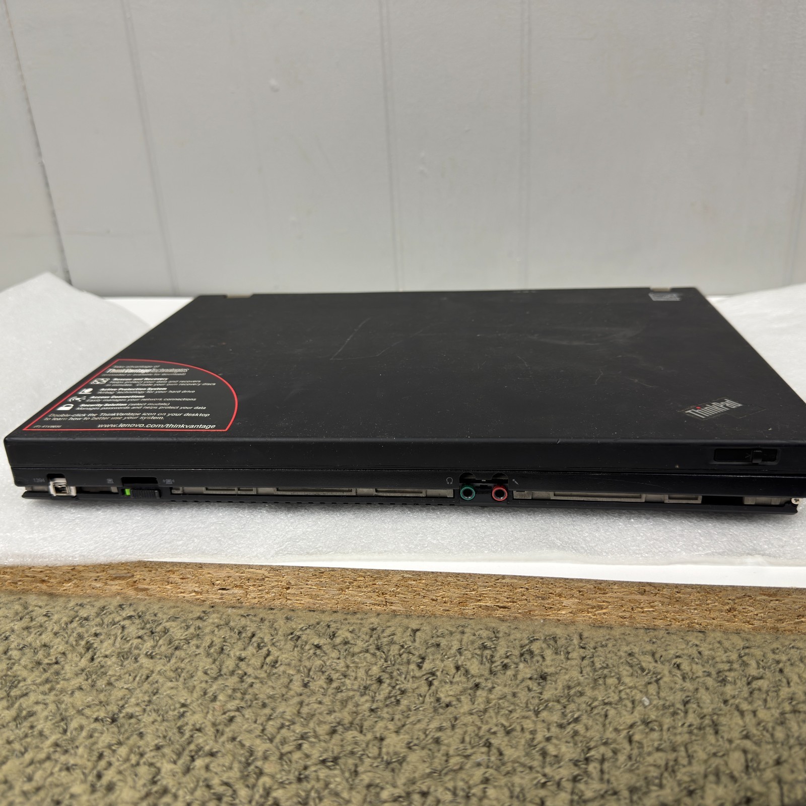 Lenovo ThinkPad T61 BUNDLE FOR PARTS | UNTESTED | See Photos