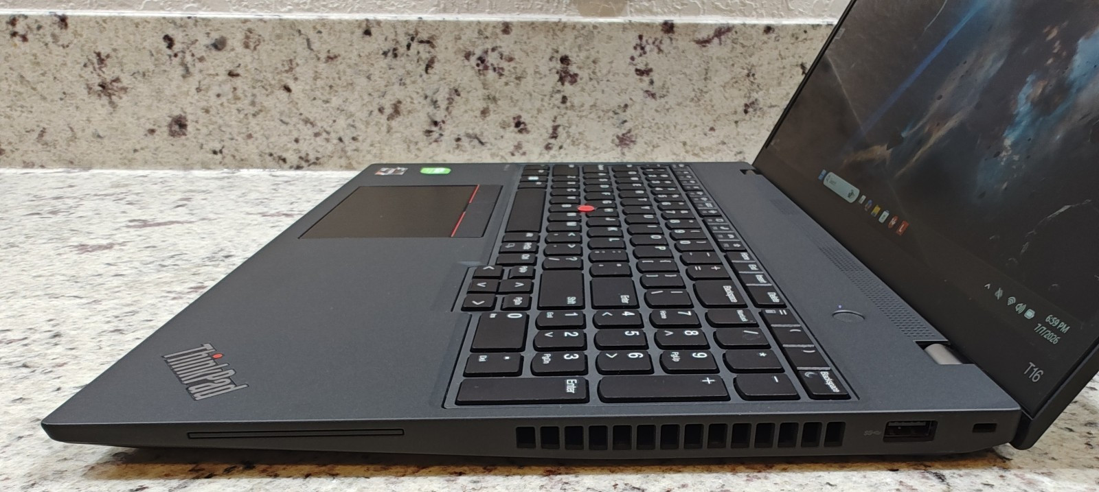 Lenovo ThinkPad T16 Gen 2 — Ryzen 7 PRO 7840U 32GB 512GB SSD WTY 2029
