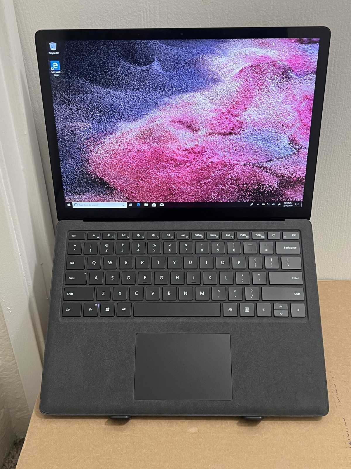 Microsoft Surface Laptop 2 Black 13.5” i7-8650U 2.11GHz 8GB 256GB SSD Model 1769