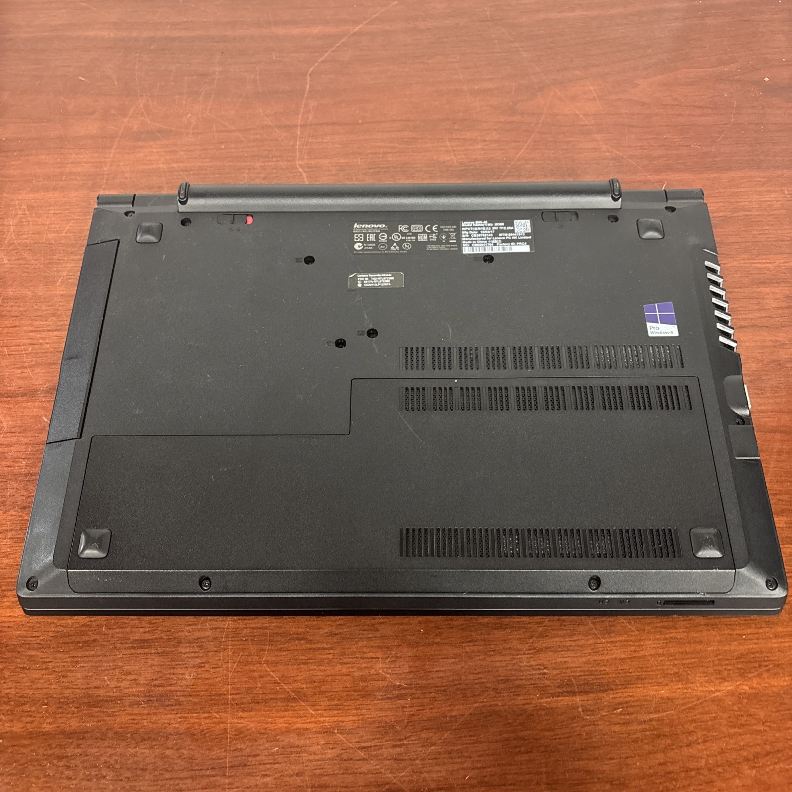 Lenovo B50-45 Laptop AMD E1 8GB RAM 300GB HDD Win 7 Pro
