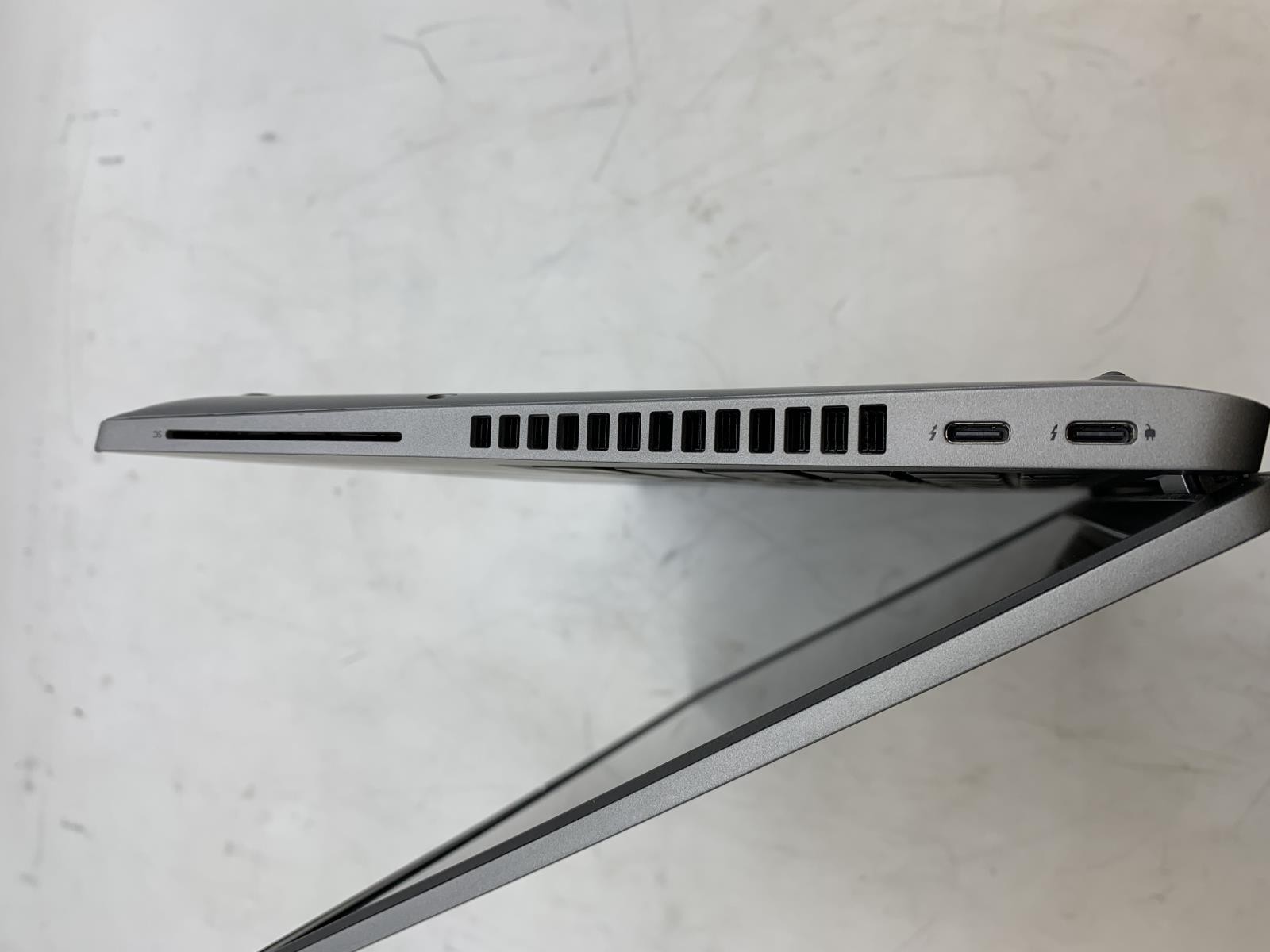 Dell Latitude 5430 12th Gen i5-1245U 256GB SSD 16GB DDR4 Windows 11 Pro
