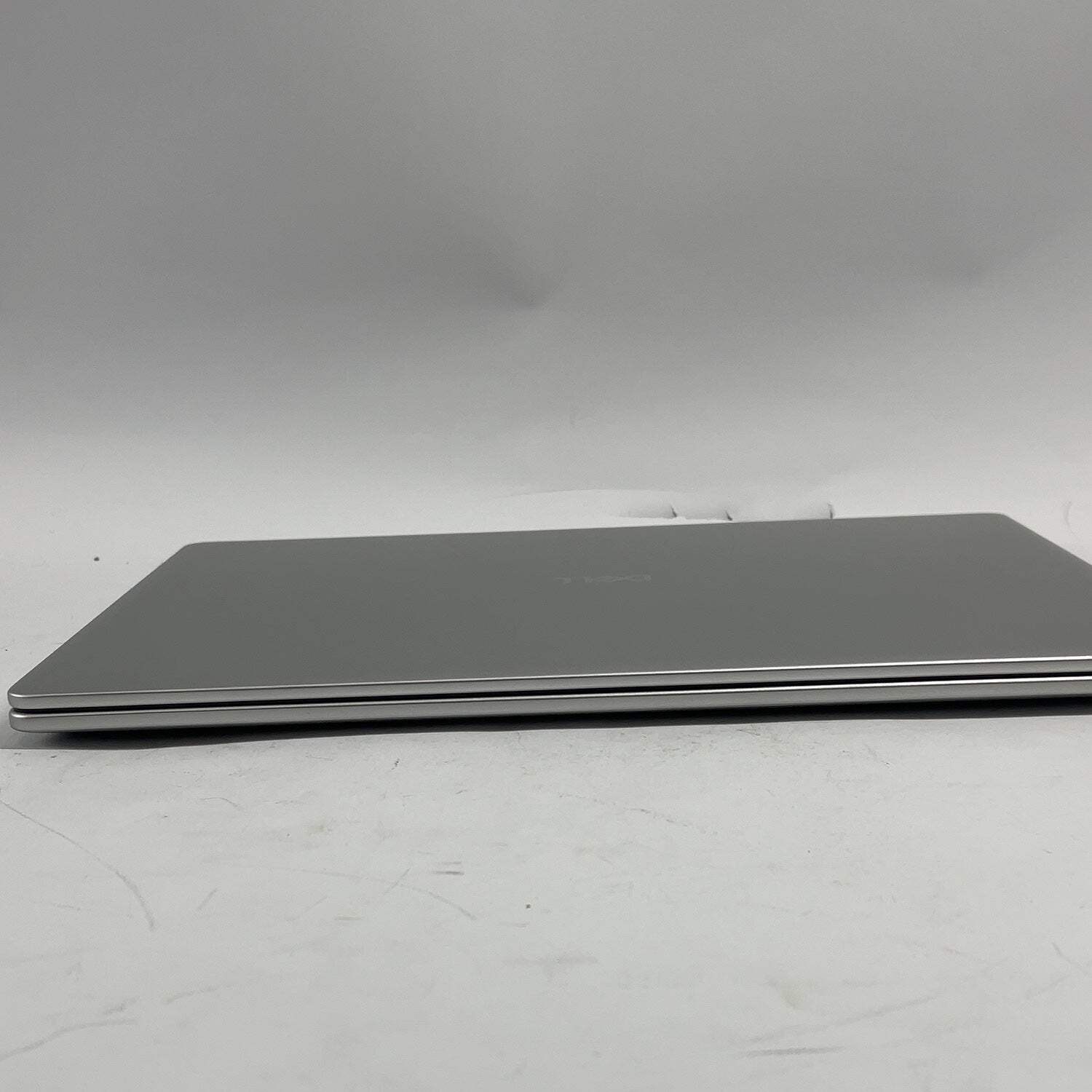 Dell 16 DC16251 16″ Core 5 120U 1.4GHz 8GB RAM 512GB SSD