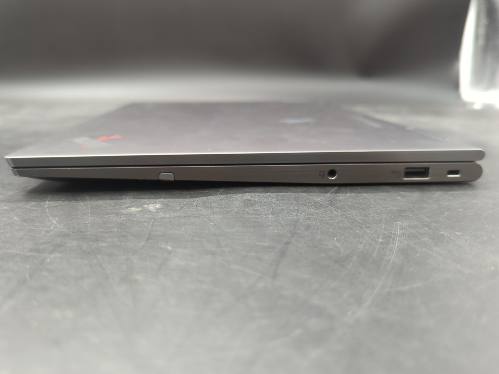 Lenovo: ThinkPad: X1 Yoga Gen 6: i7 11th Gen: 16GB RAM: 512GB SSD: No OS: Tested