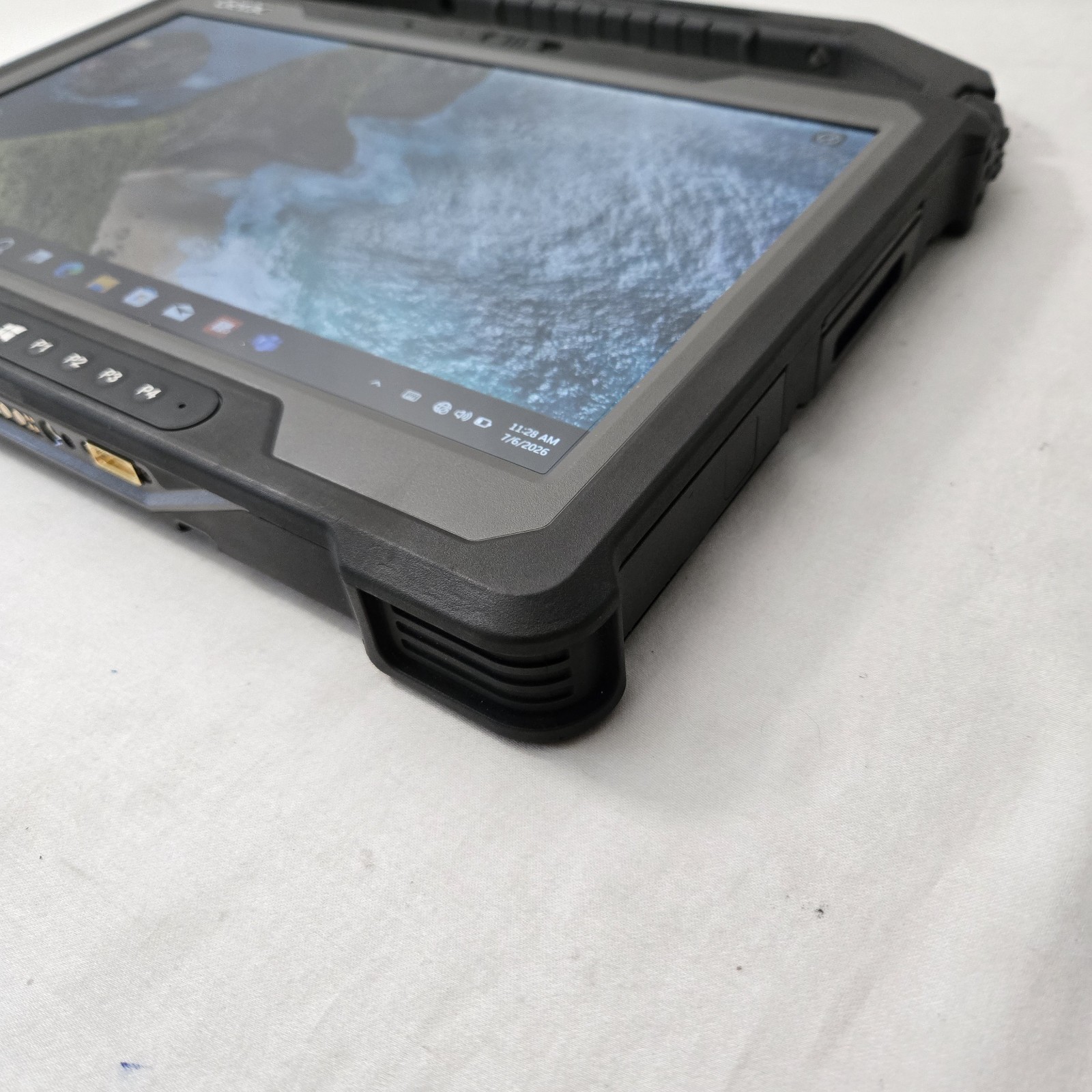 Getac A140 G2 Rugged Tablet Core i5-10310U 1.7GHz 256GB SSD 16GB Ram — Grade B+