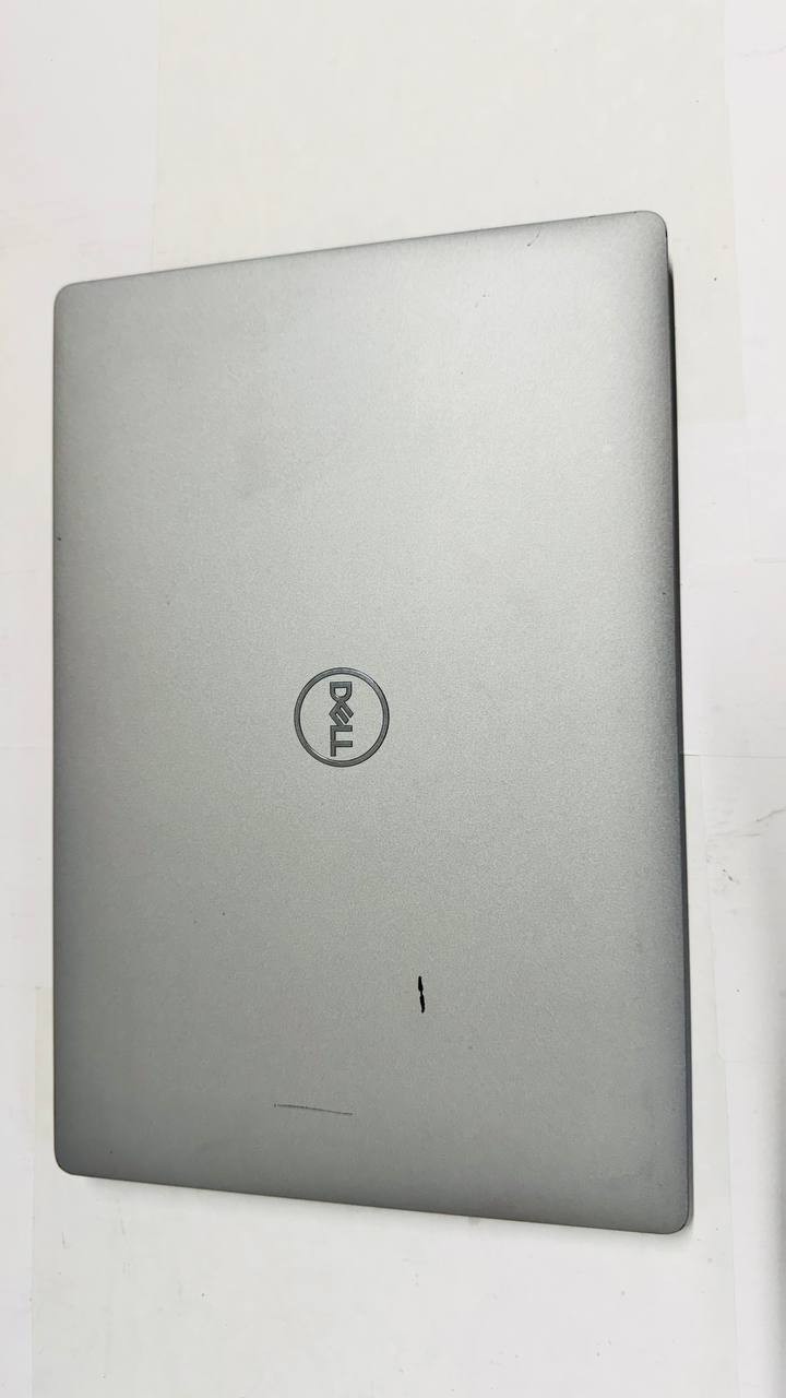 Dell Latitude 5310 13.3″ FHD i7-10810U 1.10GHz 16GB RAM 256GB SSD Windows 11 Pro