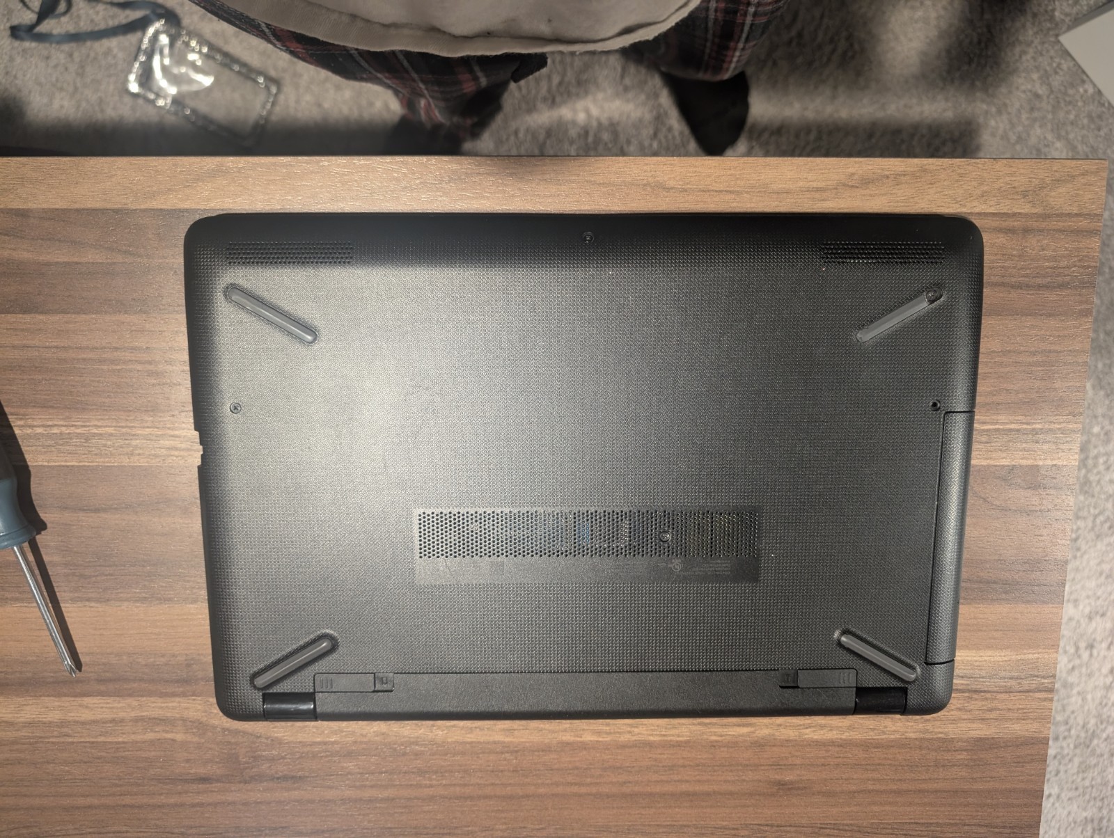 HP 15-bs144wm Laptop 15.6″ Pentium 4417U 2.3GHz,4GBRAM 500GBHDDPARTSDESCRIPTION