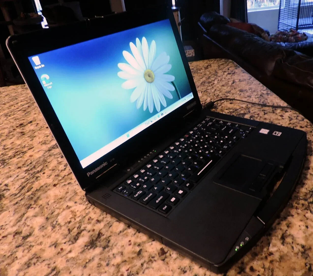 LIQUIDATION CLEAN Panasonic Toughbook CF-54 Core i5 GPS 16GB RAM 256 SSD Wind 10