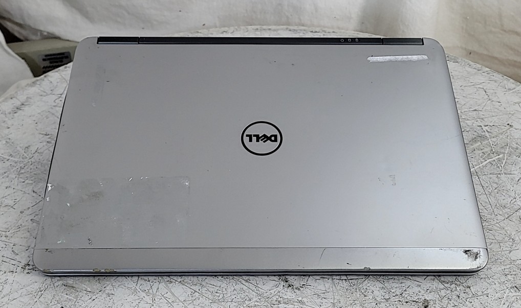 DELL LATITUDE E7240 Laptop Core I5-4300U 4GB SEE NOTES