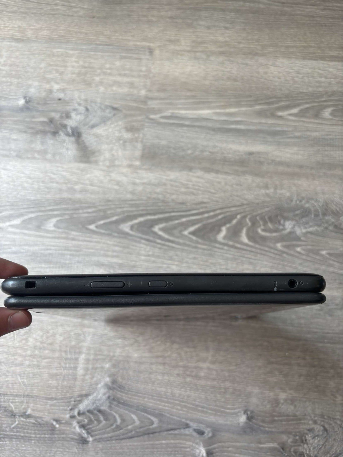 Dell Chromebook 11 3189 Touchscreen Tablet With HDMI port