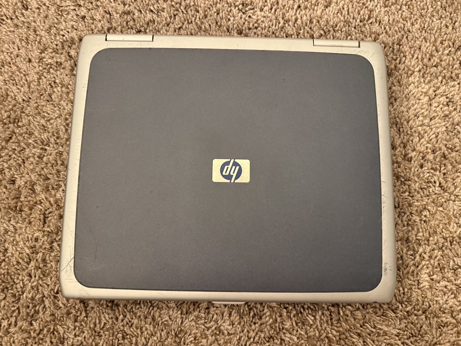 HP Pavilion ze4400 Laptop XP Pro AMD Athlon XP 2200+ 960MB RAM 30GB HDD