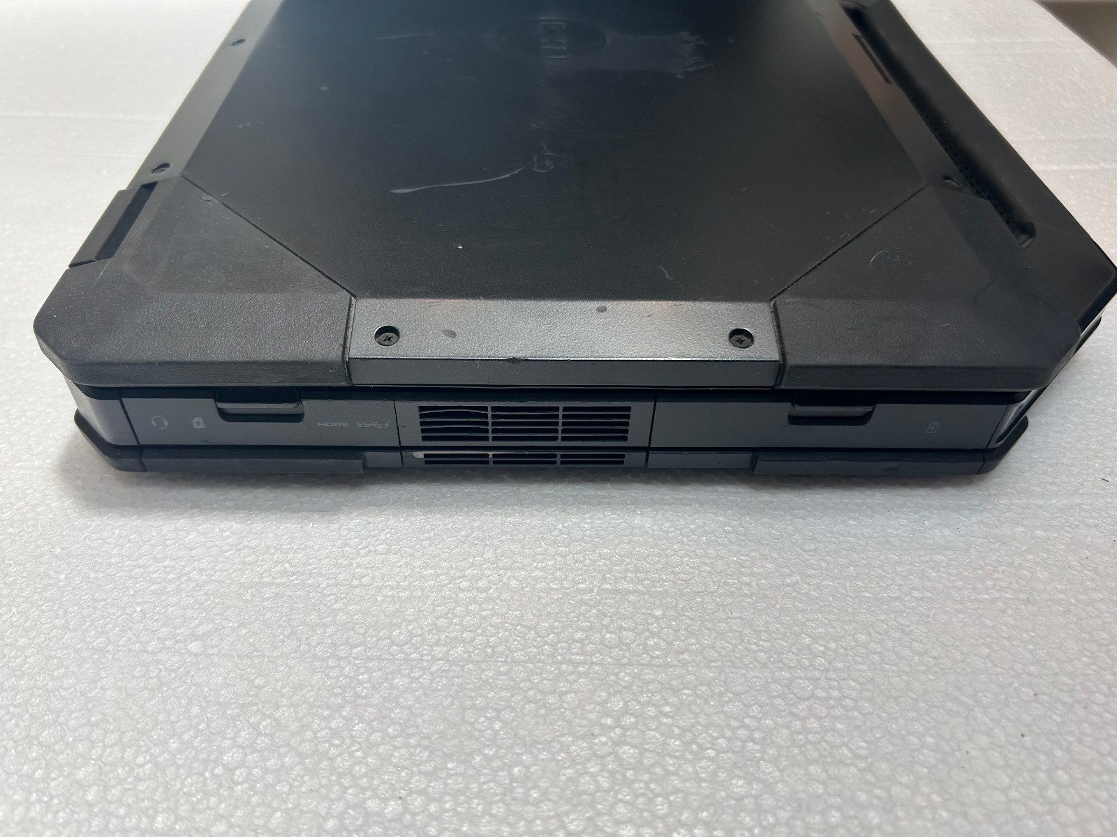 Dell Latitude 5414 Rugged 14″ Touchscreen i7-6600U 2.6GHz 16GB 256GB R7 M360 GFX