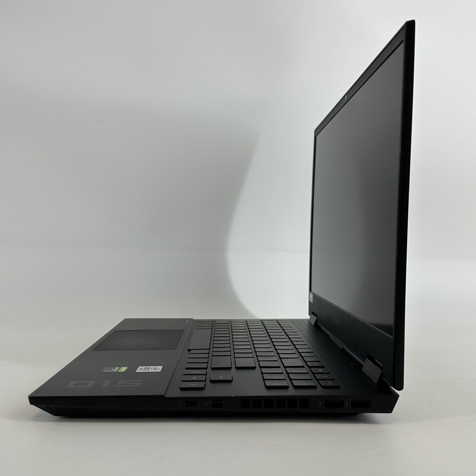 HP Omen 15 FHD i7-10750H 2.60GHz 16GB 512GB SSD NVIDIA RTX 2060 Good FRAME SPLIT