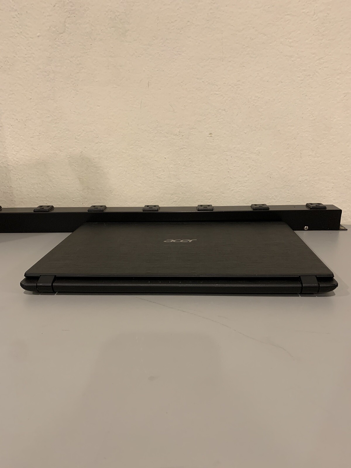 14″ Acer Aspire 1 A114-31-C4HH Laptop Celeron N3450 1.1GHz 4GB RAM 32GB