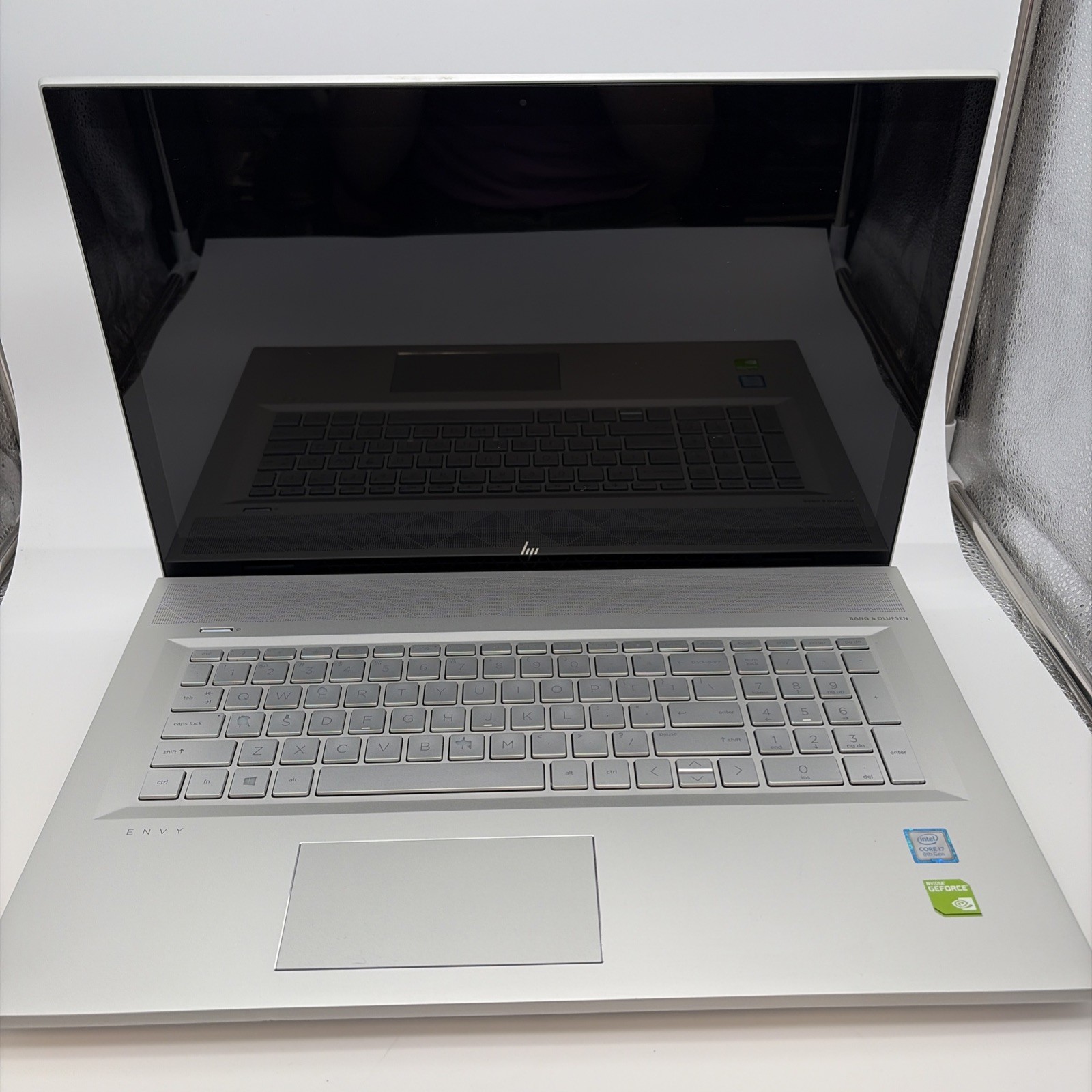 HP ENVY Laptop 17t-bw000 For Parts Or Repair No SSD, No Ram L111