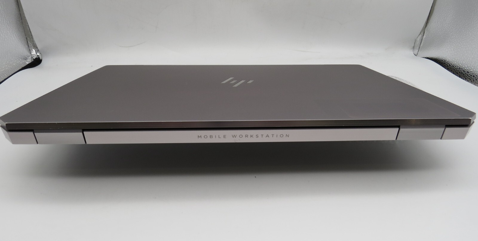 HP ZBook Studio G5-15.6″-i7-8850H@2.60GHz-32GB RAM-256GB M.2 NVME-NO OS *READ*