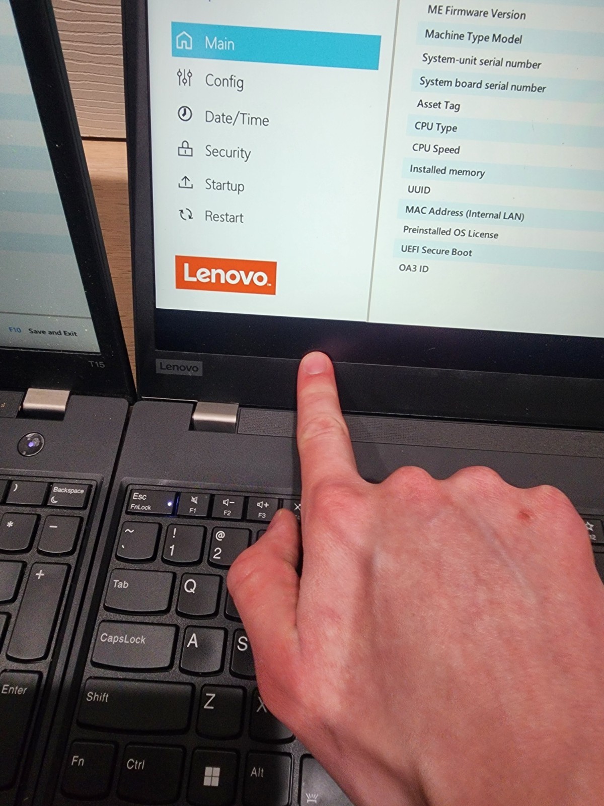 VARIOUS ISSUE – 4 Lenovo Thinkpad T15 Gen 2 i5-1135G7 – 16GB Ram – NO SSD/AC