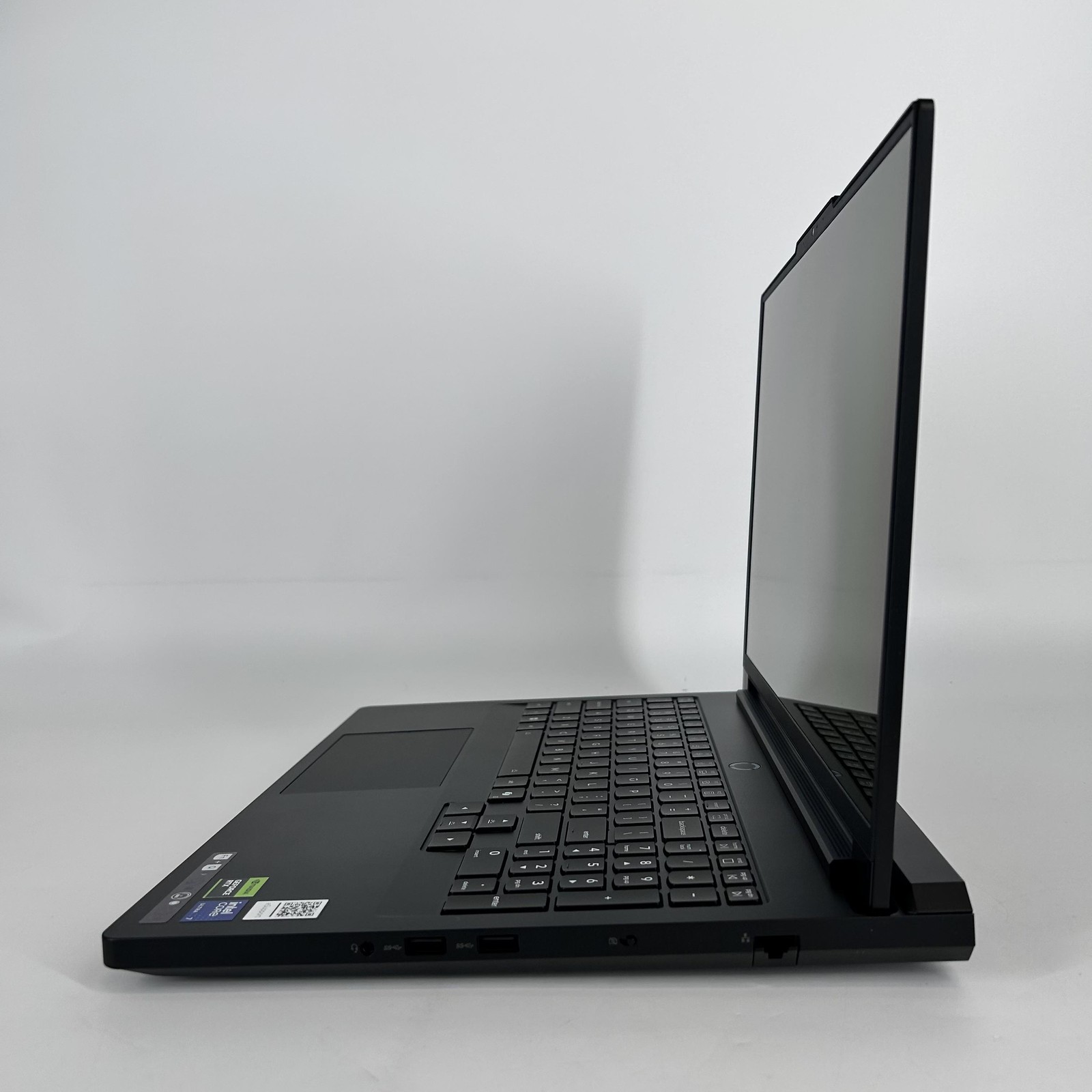 Lenovo Legion Pro 7i Gen 10 16 240Hz QHD+ Ultra 7 255HX 32GB 2TB SSD RTX 5070 Ti