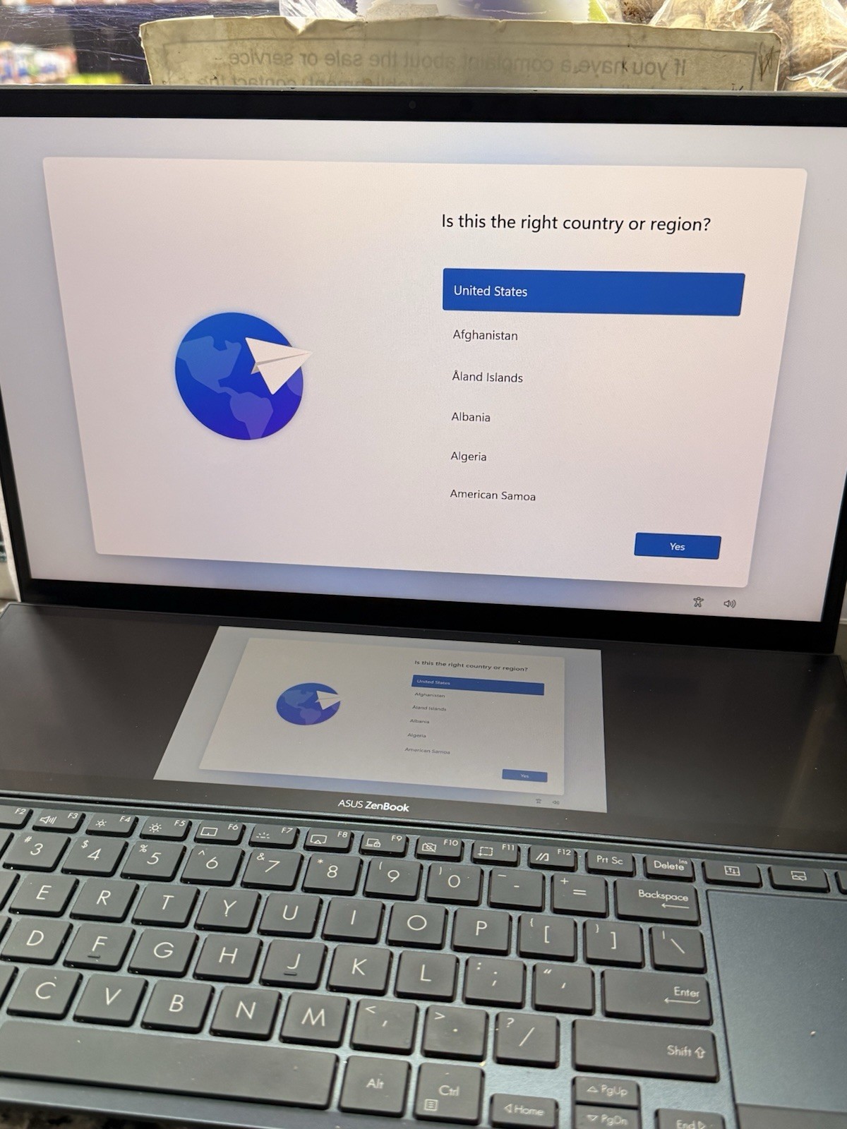 ASUS ZenBook 15.6″ Touchscreen i7 2.80GHz 16GB 512GB SSD Win 11