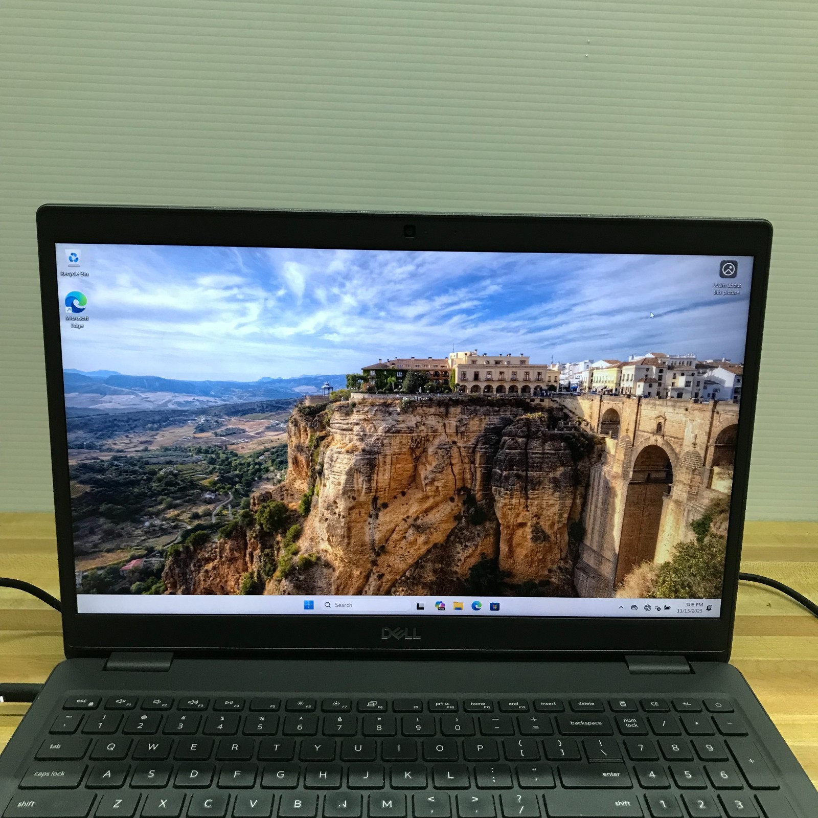 Dell Latitude 3510 Laptop i5-10210U 1.60GHz 8GB RAM 256GB SSD (Windows 11 Pro)