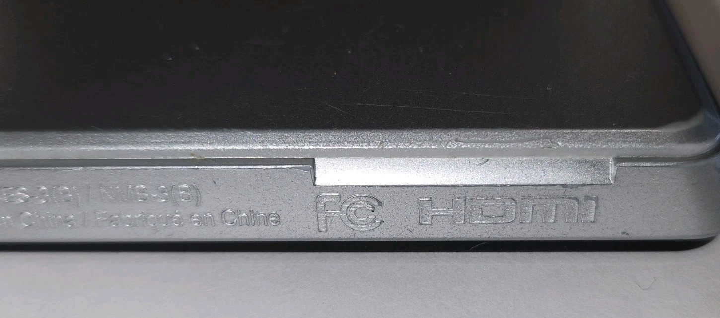 RCA Cambio W101SA23 Silver Tablet/Laptop & Keyboard – Locked PW For Parts ONLY