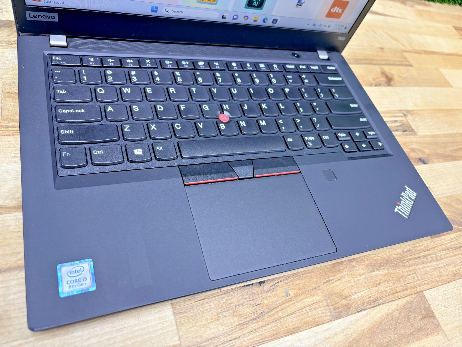 Lenovo ThinkPad T490 Intel i5-8th Gen 1.60GHz 16GB RAM 256GB SSD Windows 11 Pro*