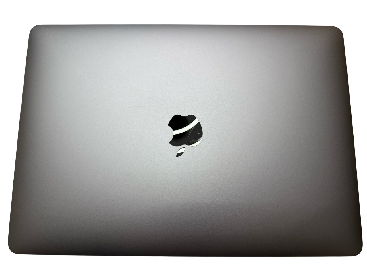 Apple 2020 MacBook Pro M1 13″ 8GB RAM 256GB SSD + Charger – Excellent 165 Cycles