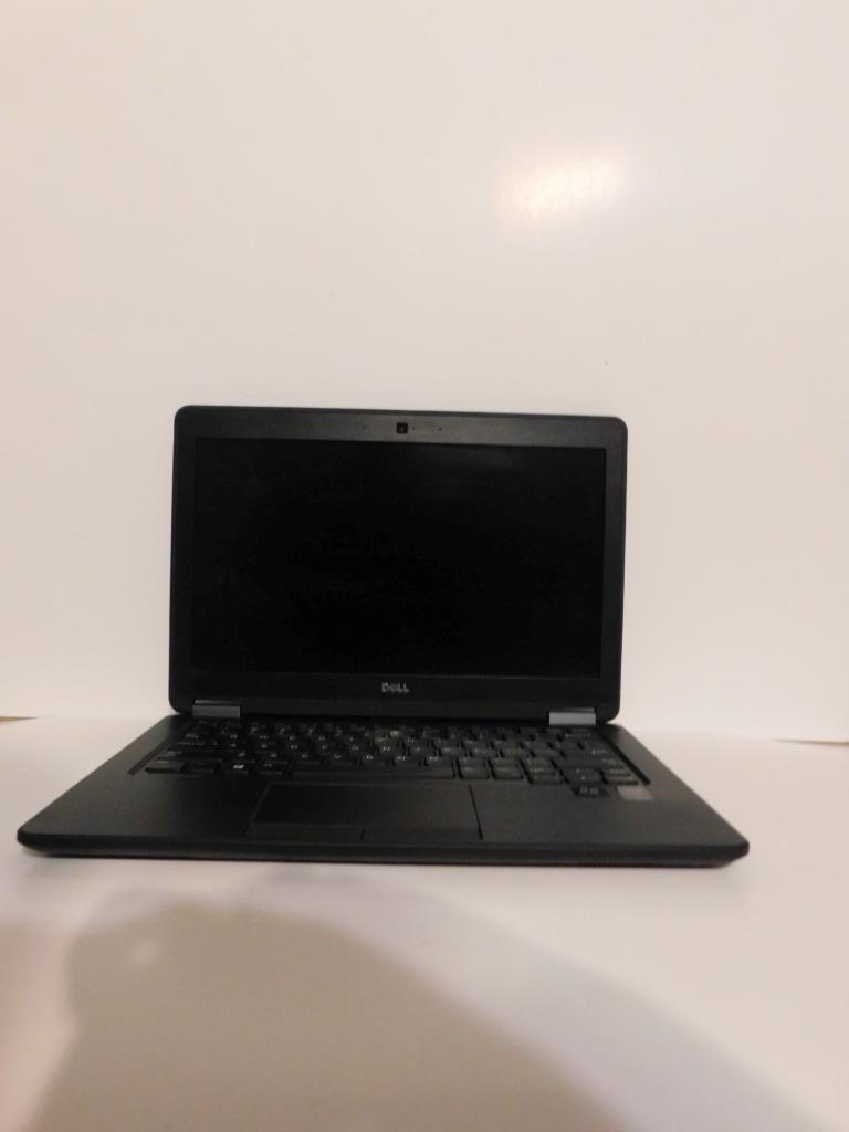 Dell Latitude E7250 I5-5300u @ 2.3 GHz, 8 GB RAM, NO HDD/OS #23