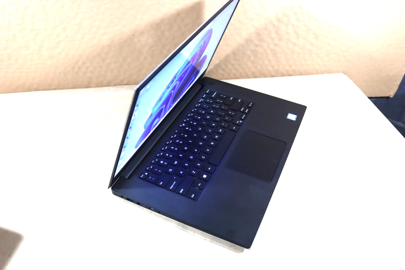 Dell Precision 5540 i7-9850H 512GB SSD 16GB RAM Nvidia Quadro T1000