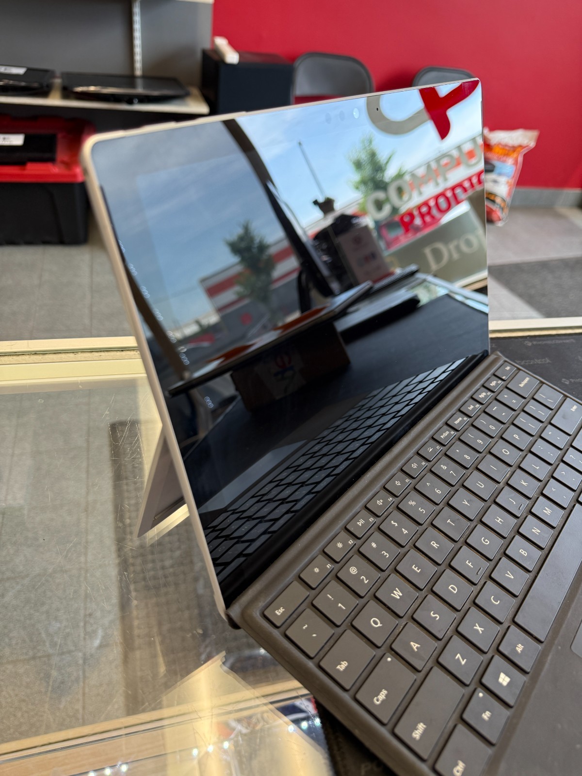 Surface Pro 6 1796 Windows 11 Pro backlit keyboard w/MS Office 8GB RAM 256GB SSD
