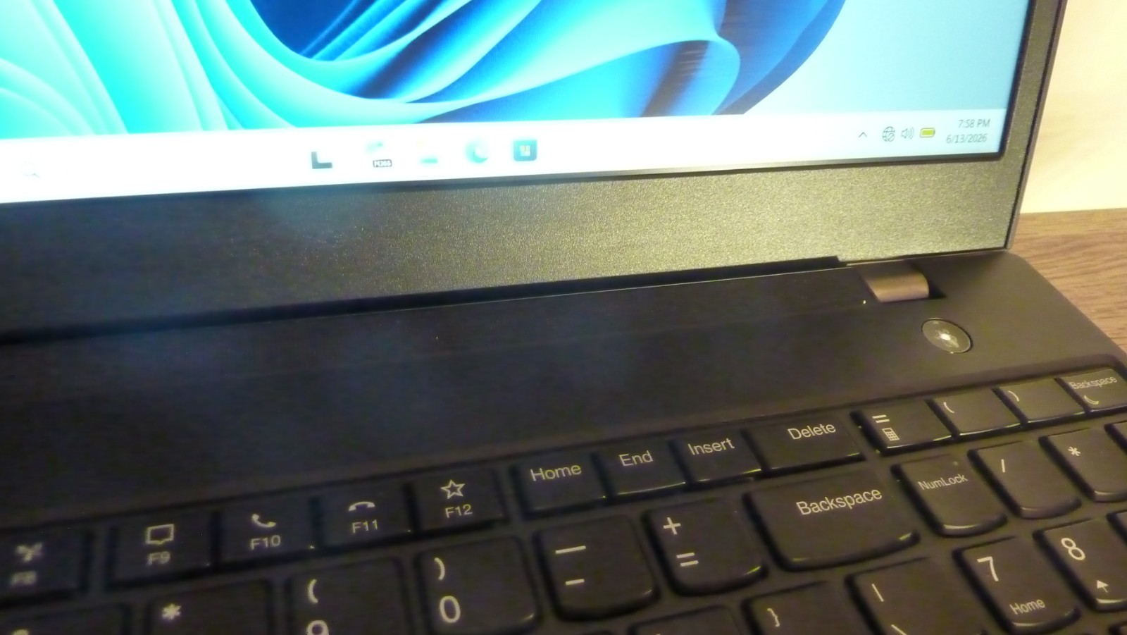 Lenovo ThinkPad P15v Gen 3 i7-12700H 16GB 1TB SSD NVIDIA T600 Win11 Pro +OEM AC